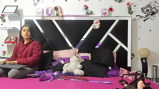 abby eemily online show from 9, 9, 2025