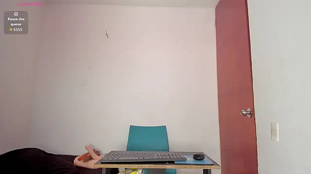 Zoey Donovan online show from 8, 1, 2026