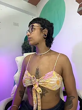 LollaByer online show from 16, 11, 2025