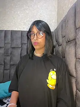 LollaByer online show from 2, 3, 2025