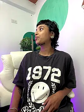 LollaByer online show from 23, 11, 2025