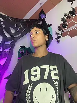 LollaByer online show from 24, 10, 2025