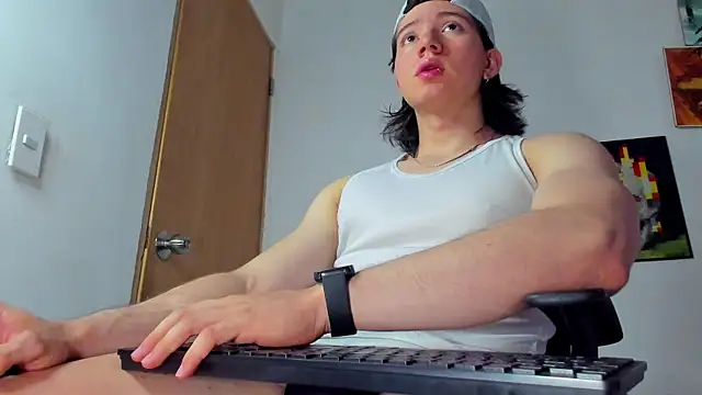 Snapshot of AngelBennet_ chatting on 9, 9, 2025 AngelBennet online show from 9, 9, 2025