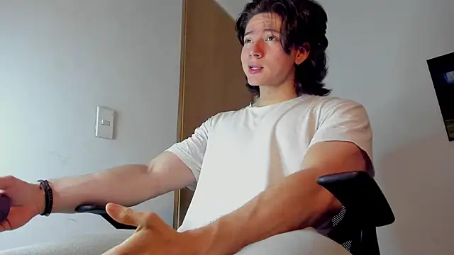 AngelBennet  online show from 2, 12, 2025