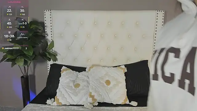 Snapshot of Julia_Martinez_ chatting on 20, 7, 2026 Julia Martinez online show from 20, 7, 2026