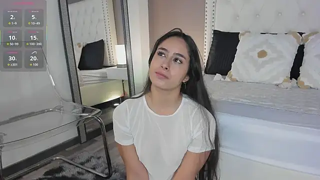 Snapshot of Julia_Martinez_ chatting on 18, 5, 2026 Julia Martinez online show from 18, 5, 2026