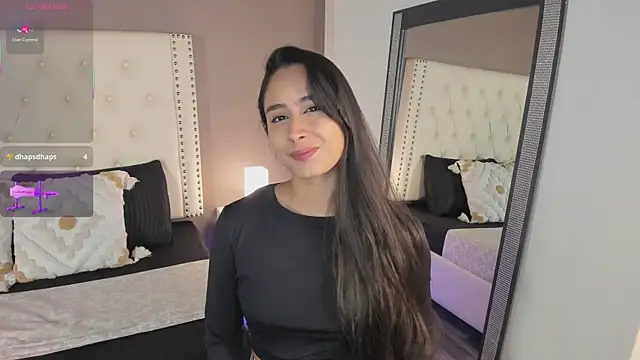 Snapshot of Julia_Martinez_ chatting on 23, 7, 2026 Julia Martinez online show from 23, 7, 2026