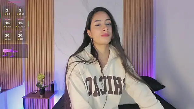 Julia Martinez  online show from 24, 2, 2026