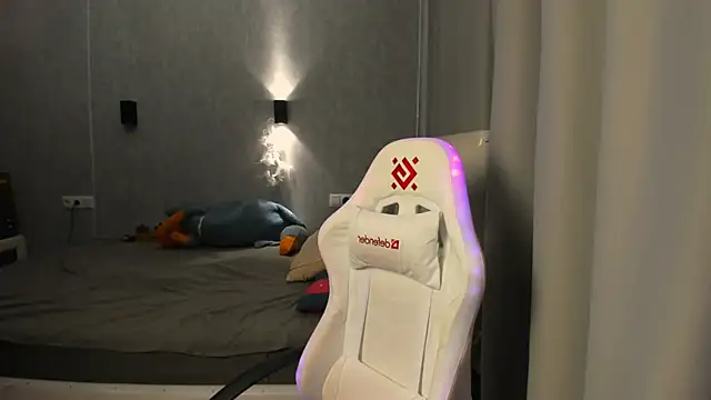 Kleo Godde online show from 11, 10, 2025