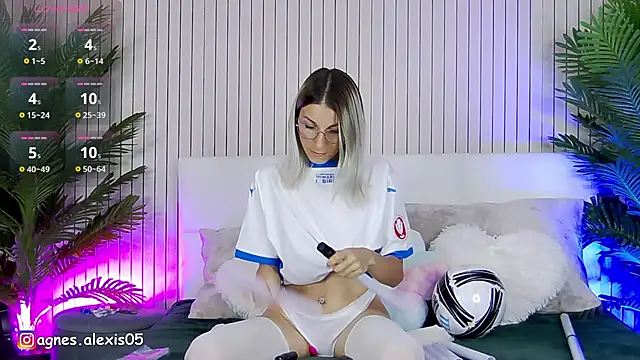 AgnesAlexis online show from 17, 6, 2026