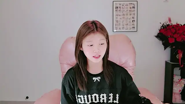 yangyang-1115 online show from 20, 5, 2026