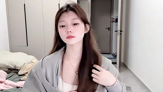 yangyang-1115 online show from 15, 10, 2025