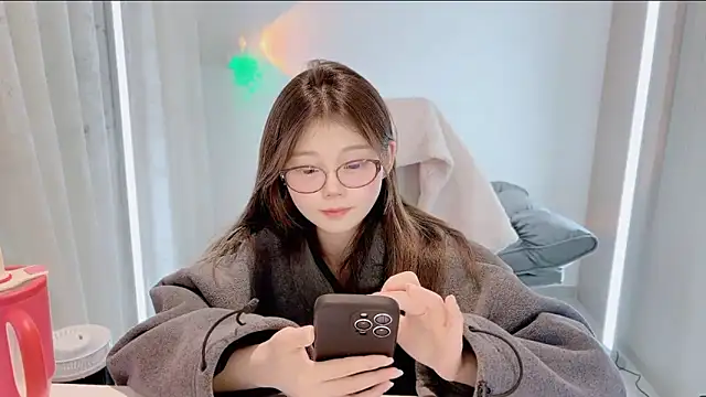 yangyang-1115 online show from 28, 11, 2025