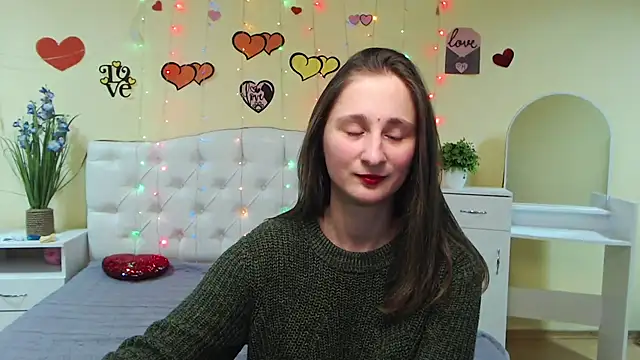 MichelLeee online show from 11, 2, 2025