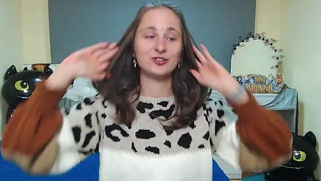 MichelLeee online show from 24, 10, 2025