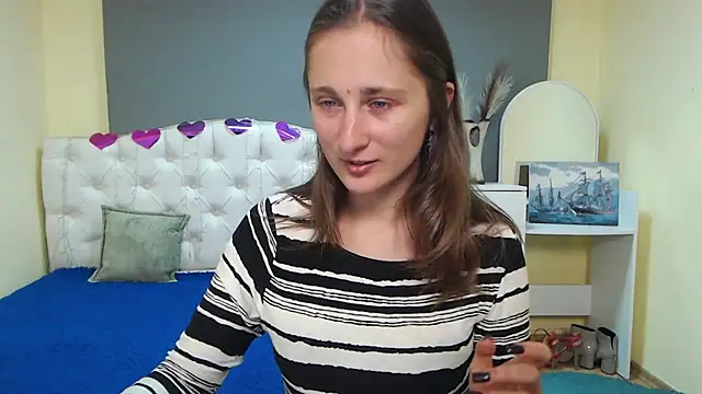 MichelLeee online show from 9, 10, 2025