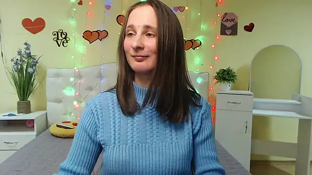 MichelLeee online show from 17, 2, 2025
