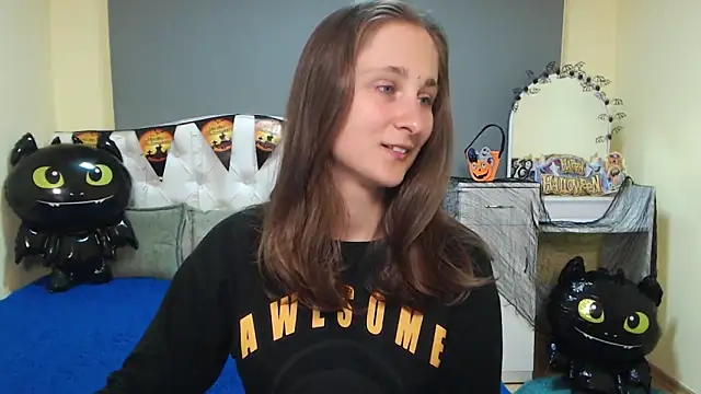 MichelLeee online show from 21, 10, 2025