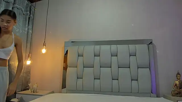 AshleyHill2 online show from 18, 10, 2025