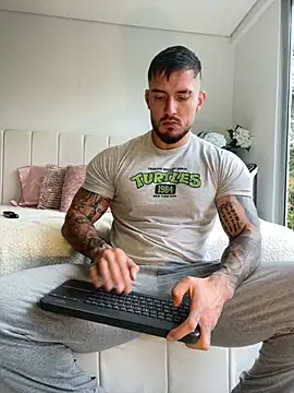 DimitriSullivan  online show from 23, 3, 2026