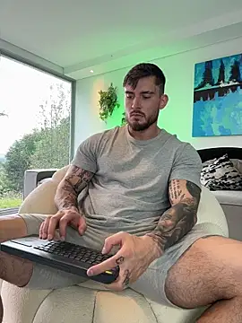 DimitriSullivan  online show from 19, 11, 2025