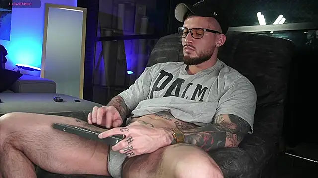 DimitriSullivan  online show from 5, 2, 2025