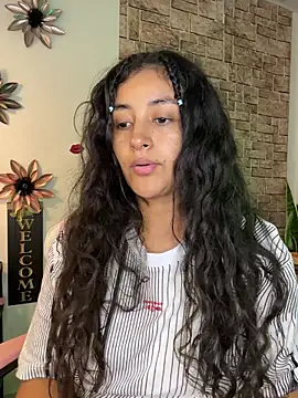 Lady Rey online show from 6, 4, 2026