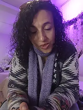 Snapshot of AriannaRussell_ chatting on 6, 6, 2026 AriannaRussell online show from 6, 6, 2026