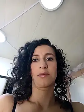 AriannaRussell  online show from 10, 3, 2026