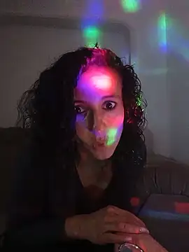 Snapshot of AriannaRussell_ chatting on 5, 6, 2026 AriannaRussell online show from 5, 6, 2026