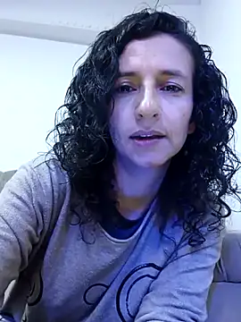 AriannaRussell  online show from 18, 6, 2026