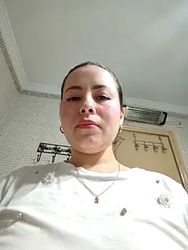 Snapshot of NeredaXxx chatting on 9, 9, 2025 NeredaXxx online show from 9, 9, 2025