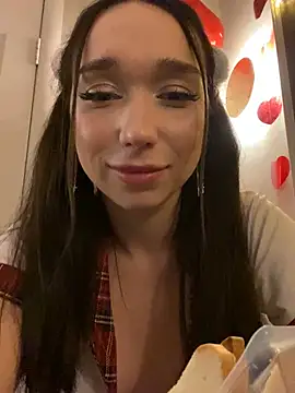 Snapshot of TaylorDavids chatting on 1, 3, 2025 TaylorDavids online show from 1, 3, 2025