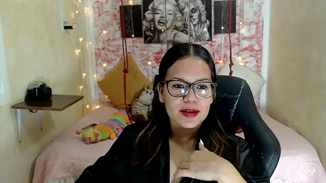 anthiamelisa online show from 4, 10, 2025