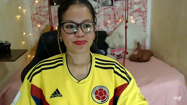 anthiamelisa online show from 9, 9, 2025