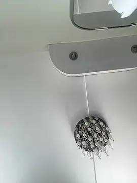 MoistCurveyChanel online show from 18, 7, 2026