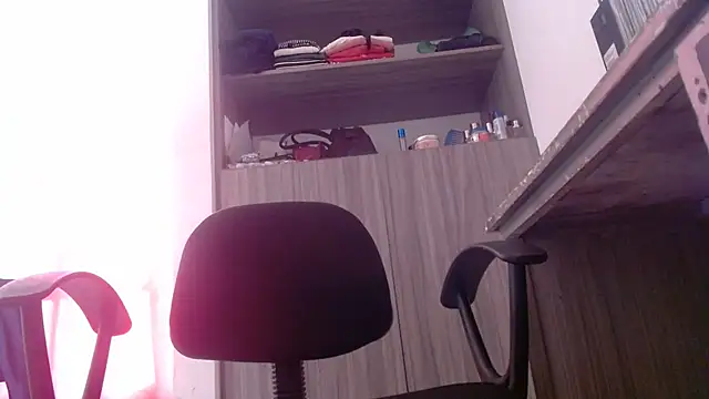 nicolle milf1978 online show from 5, 2, 2026