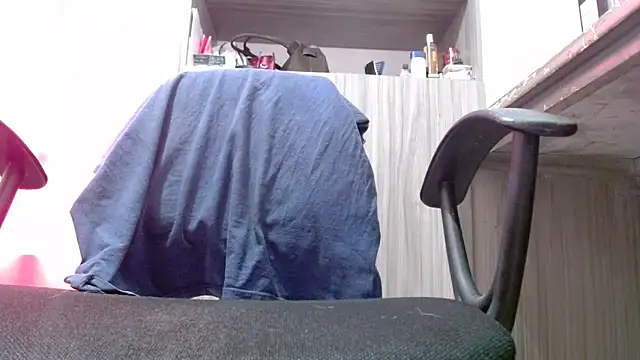 nicolle milf1978 online show from 24, 2, 2026