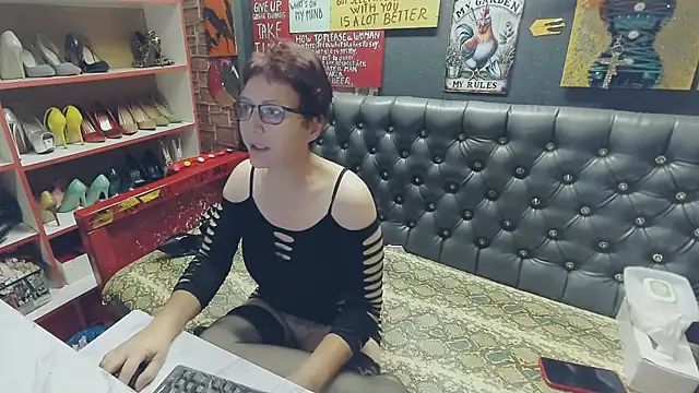 Lily4yourfun online show from 9, 11, 2025