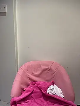 Selenaaaaa- online show from 8, 3, 2026