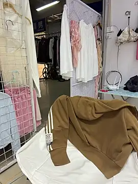 Selenaaaaa- online show from 21, 3, 2026