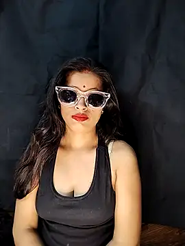 riyagupta5 online show from 9, 11, 2025