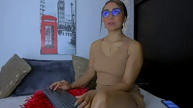 AuroraPonce online show from 22, 2, 2025