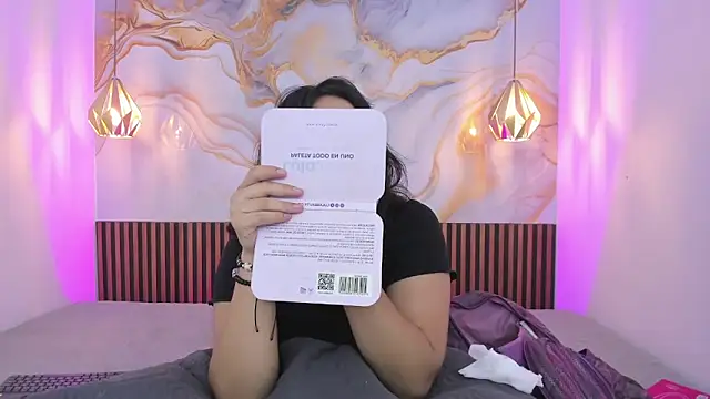 MelissaGilll online show from 10, 10, 2025