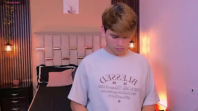 joe jhon online show from 7, 4, 2026