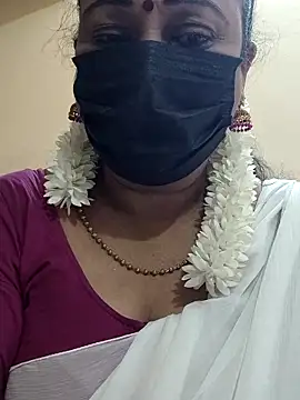 rekha naier online show from 4, 3, 2026