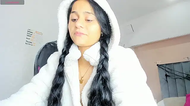 Giselle Roldan online show from 29, 10, 2025