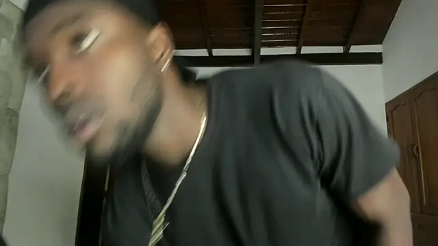 Dylan Taylor online show from 12, 2, 2026