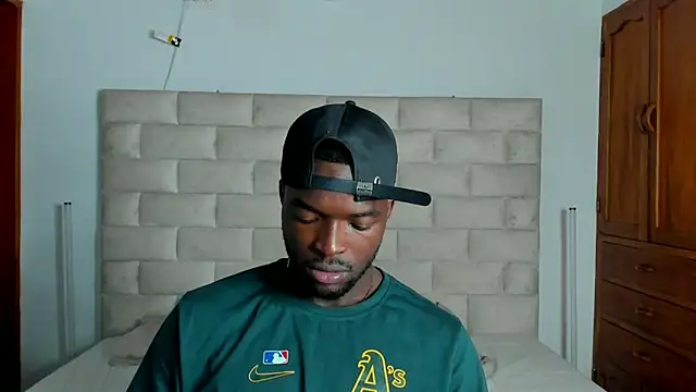 Dylan Taylor online show from 15, 2, 2026