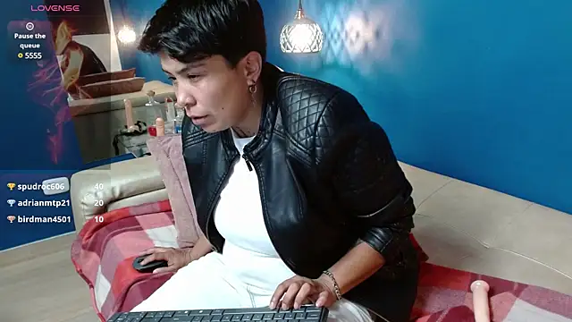 Snapshot of nato_evans chatting on 17, 1, 2025 nato evans online show from 17, 1, 2025